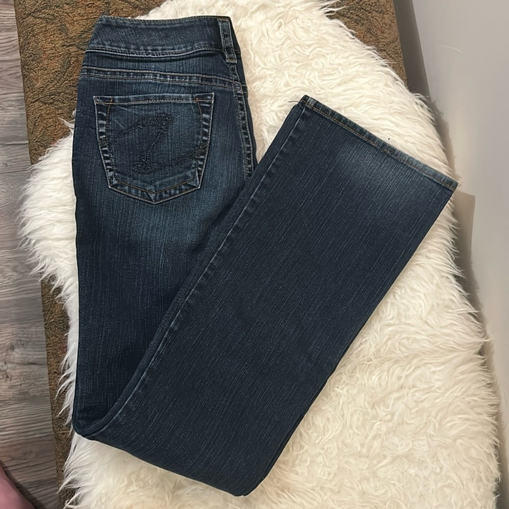 Silver suki flare jeans sz 29